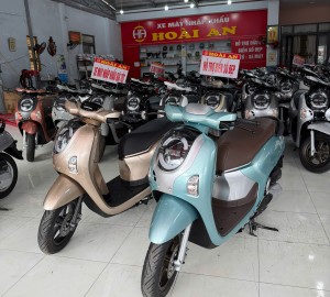 XE SCOOPY MÀU 3D 2025