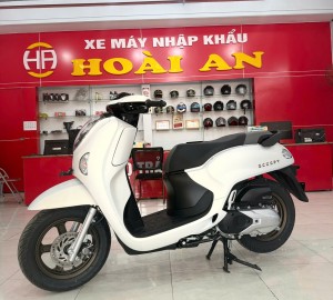 XE SCOOPY 2025 MÀU TRẮNG