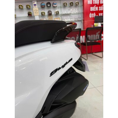 XE STYLO TRẮNG ABS