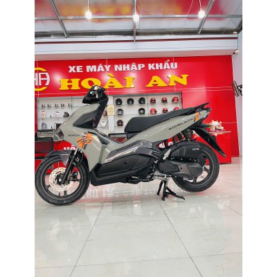 xe airblade 125 limitied