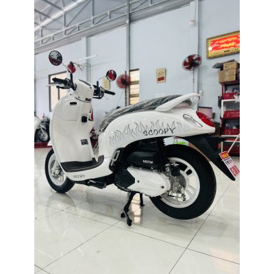 Xe scoopy phiên bản justin bieber