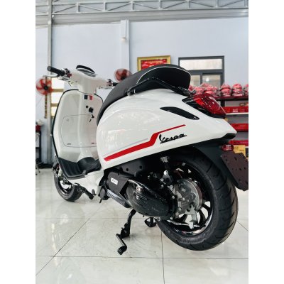 Xe Vespa Sprint 125