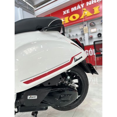 Xe Vespa Sprint 125