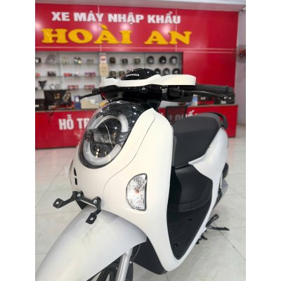 XE SCOOPY 2025 MÀU TRẮNG